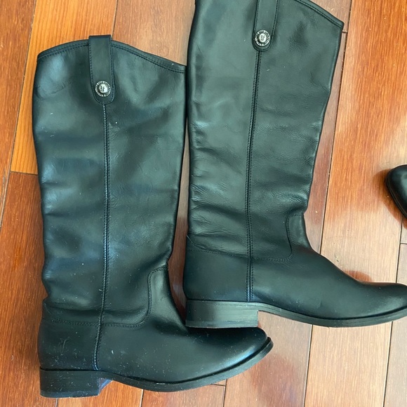 Frye knee high black leather boots size 7 - Picture 2 of 2